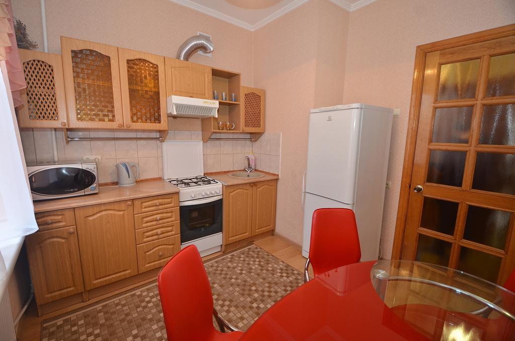 Apartments In The City Center On Sobornaya Street Nikolayev Ruang foto